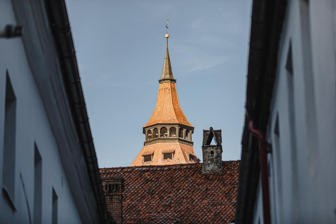 Studio Central Poarta Schei Brașov Exterior foto