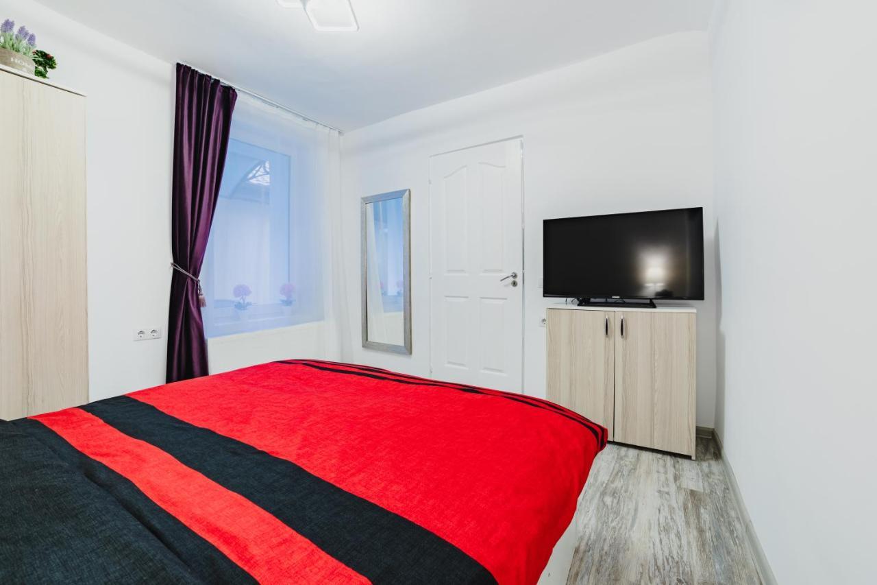 Studio Central Poarta Schei Brașov Exterior foto
