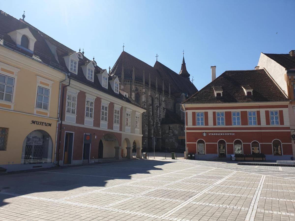 Studio Central Poarta Schei Brașov Exterior foto